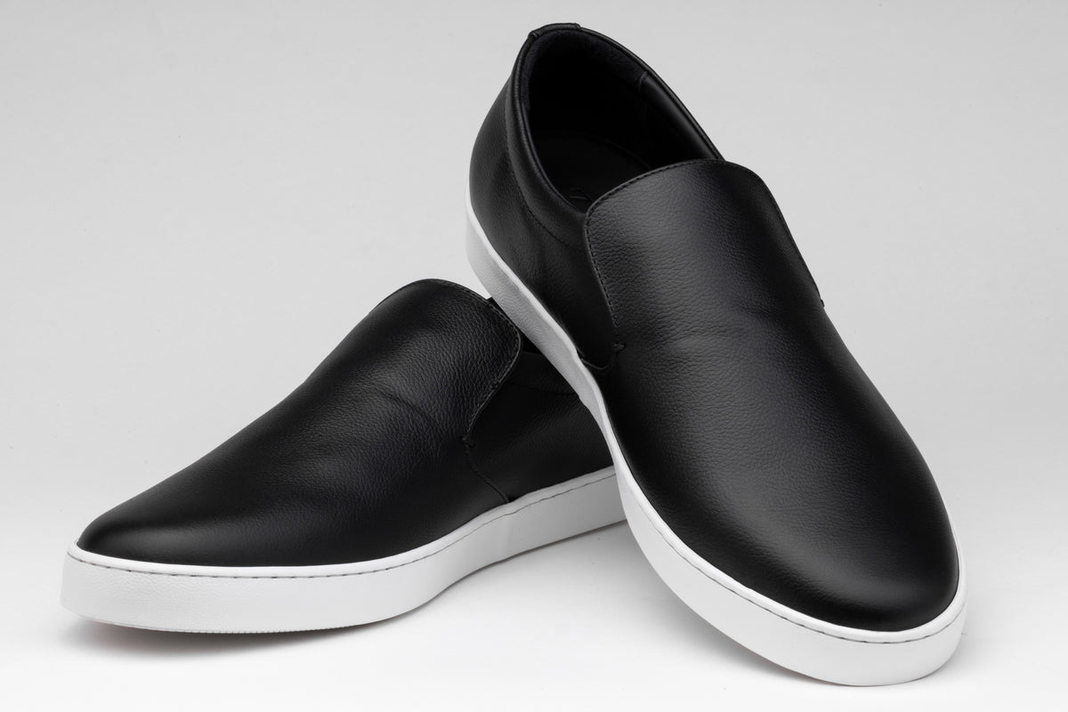 SLIP - ON SNEAKERS BLACK