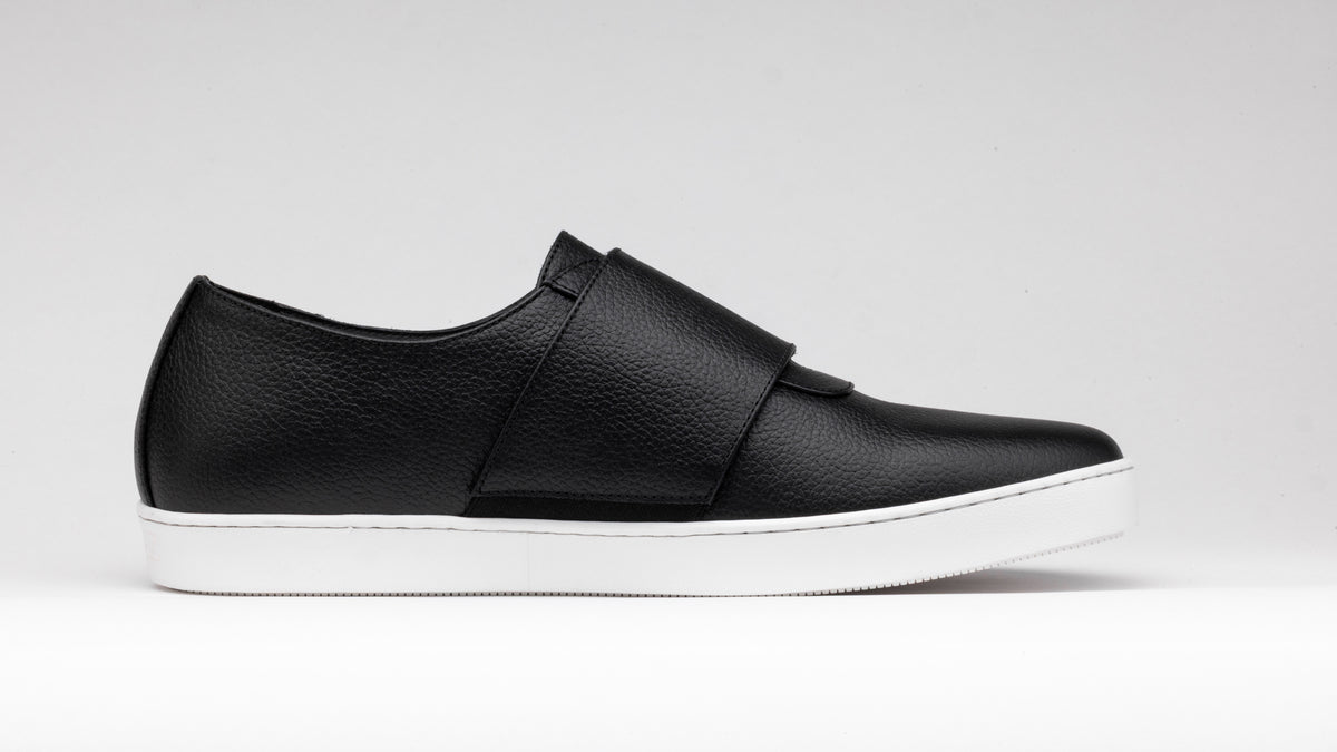 STRAP SNEAKERS